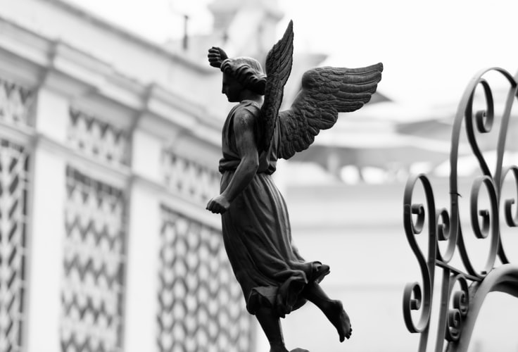 photo-1562555539-c24dd64f916d Arc Angels, fallen angels